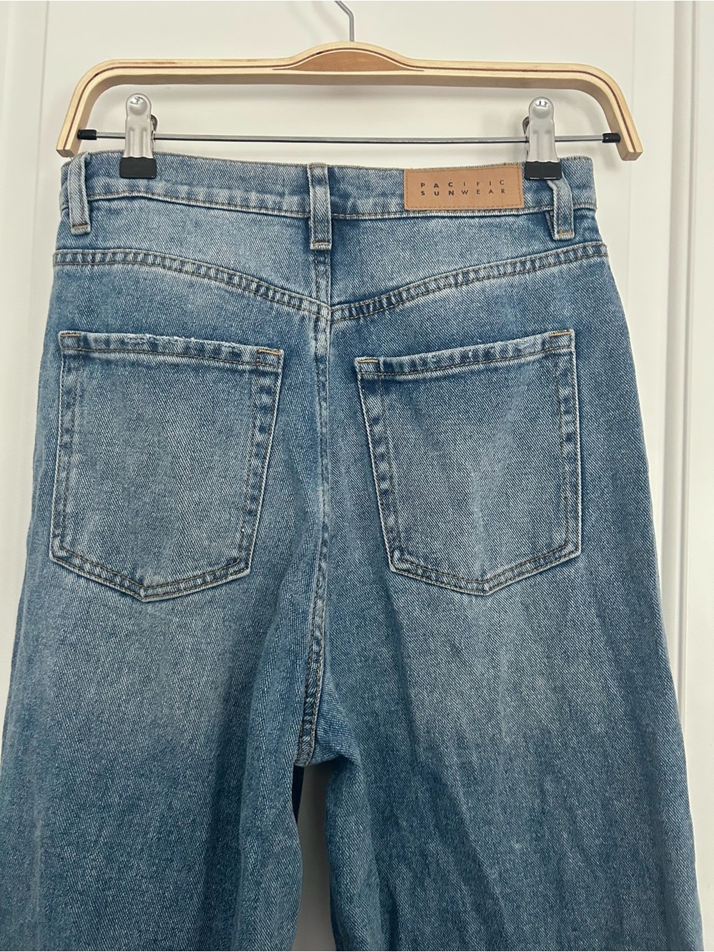 PacSun High Rise Wide Leg Baggy Jeans - Picture 4 of 5